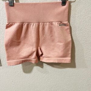 Bo+Tee seamless high-waisted shorts in peach